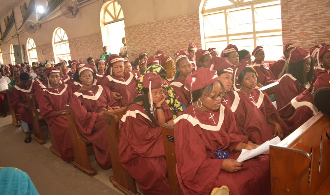 the_choir_stand.jpg
